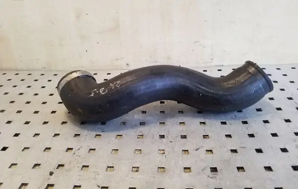Volvo V70 Intercooler hose/pipe