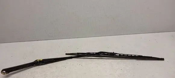 Volkswagen Transporter - Caravelle T4 Front wiper blade arm 701955409A