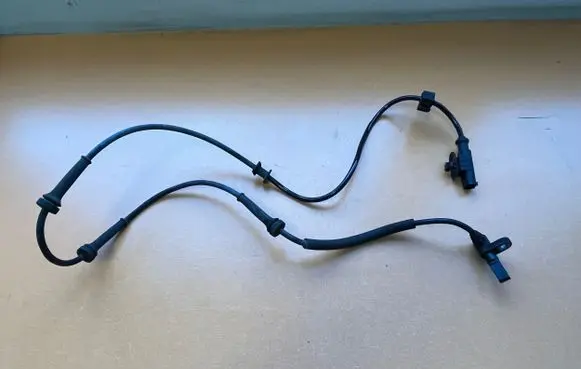 Fiat Panda III ABS brake wheel speed sensor AT582