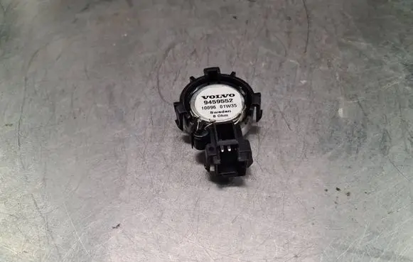 Volvo V70 Front door high frequency speaker 9459552 1009601W35