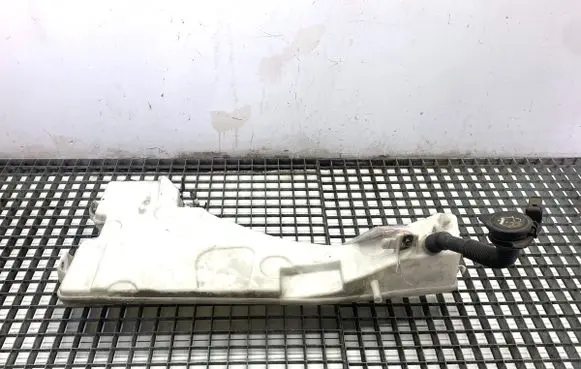 BMW X6 E71 Windshield washer fluid reservoir/tank 7190998