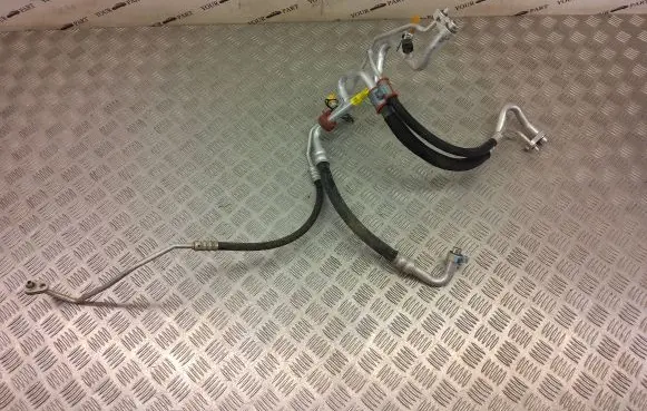 Tesla Model 3 Air conditioning (A/C) pipe/hose 109215700f