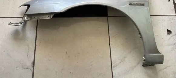 Nissan Almera Fender