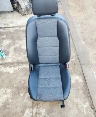 Mercedes-Benz C W204 Front passenger seat A2049104036