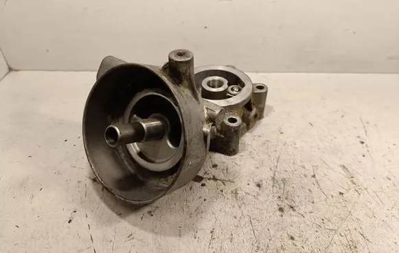 Nissan Navara D40 Oil filter mounting bracket 