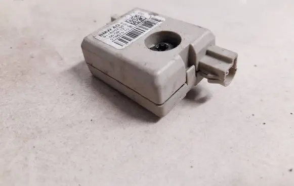 BMW 5 F10 F11 Antenna control unit 911826206 9118262