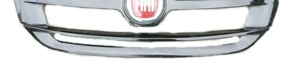 Fiat Freemont Front bumper upper radiator grill