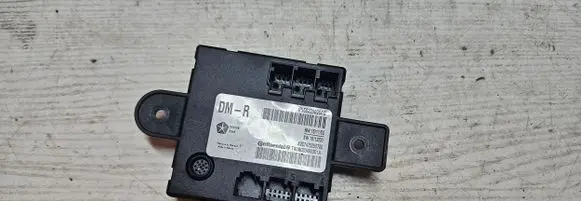 Chrysler Pacifica Sliding door control unit/module 68225096AG