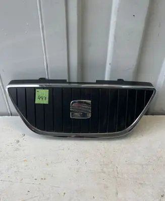 Seat Ibiza IV (6J,6P) Front bumper upper radiator grill 6J0853651B M87213