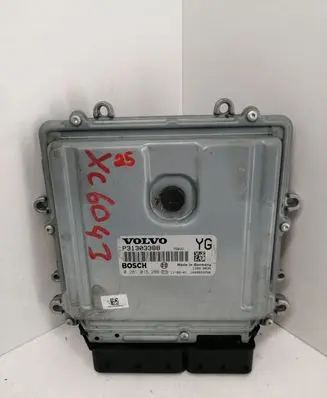 Volvo XC60 Engine control unit/module 31303388