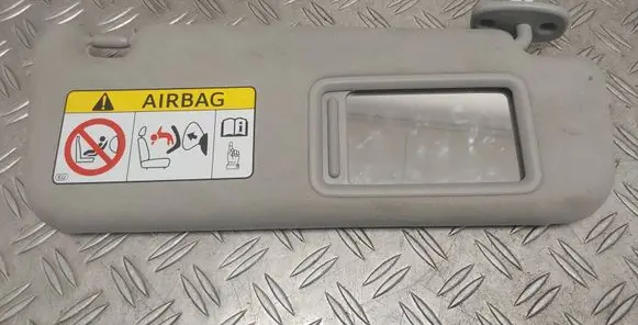 Sun visor