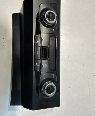 Audi A4 S4 B8 8K Climate control unit 8K2820043AC