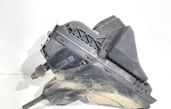 Audi A4 S4 B8 8K Air filter box 8K0133843E