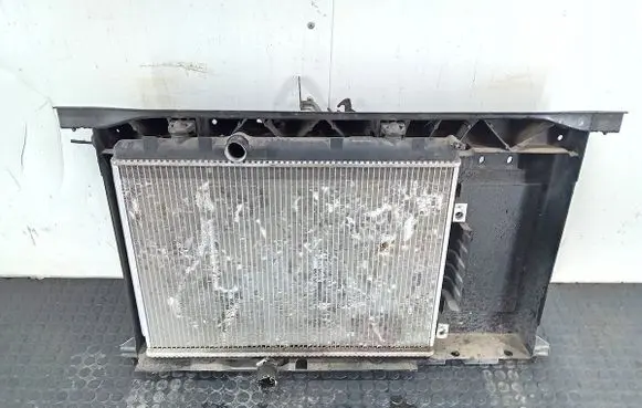 Peugeot 308 SW Coolant radiator 9650316080