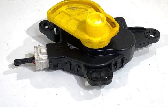 KIA Sportage Air flap motor/actuator D267AP9AA02
