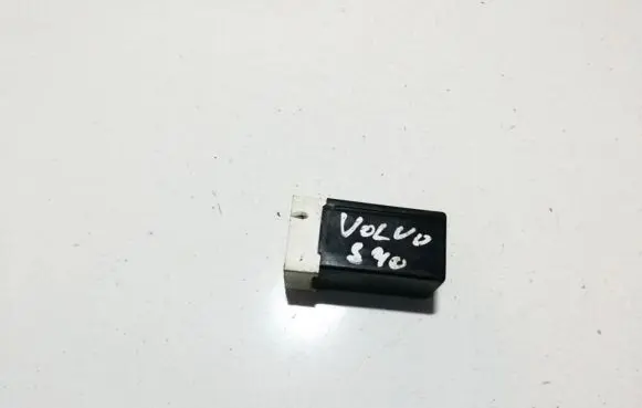 Volvo S40, V40 Other relay 30883035