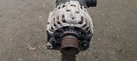 BMW 5 E39 Generator/alternator 7501592