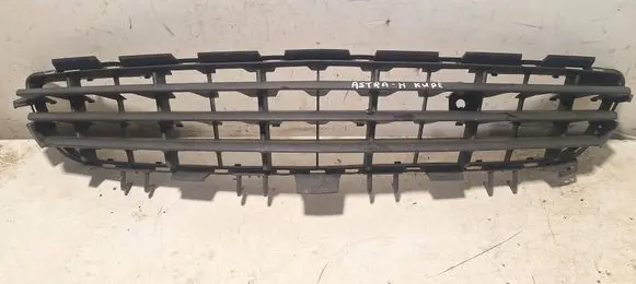 Opel Astra H Front bumper lower grill 13110303 375768702