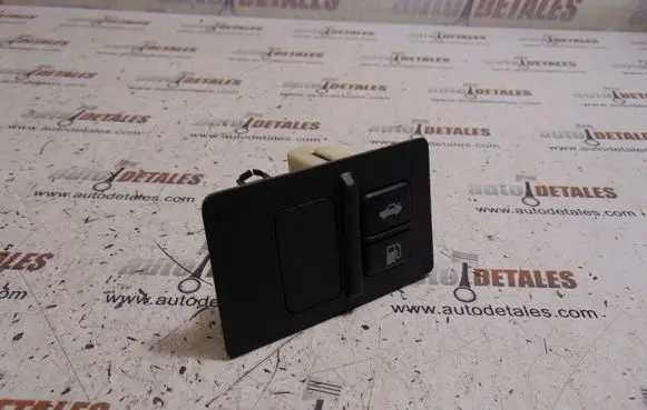 Lexus IS 220D-250-350 Tailgate opening switch 5544753010