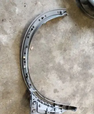 Volvo XC90 Front bumper mounting bracket 08620564
