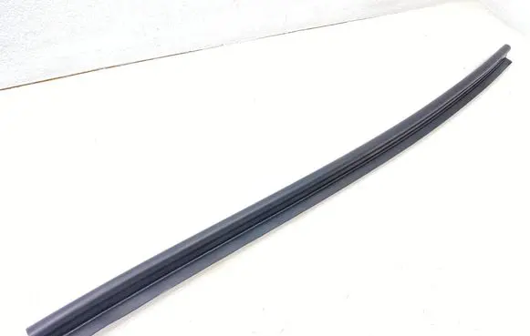 Audi A4 S4 B8 8K Engine compartment rubber 8T0823723B 8T0823723