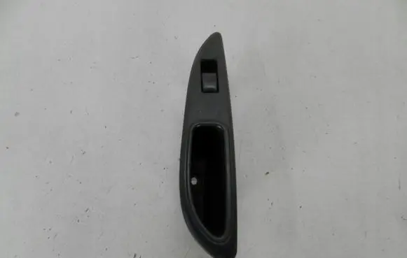 Nissan Primera Electric window control switch 