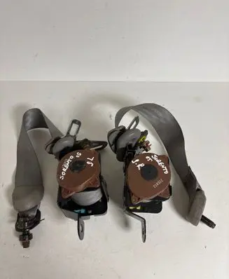 KIA Sorento Rear seatbelt 0432021 164136 164411