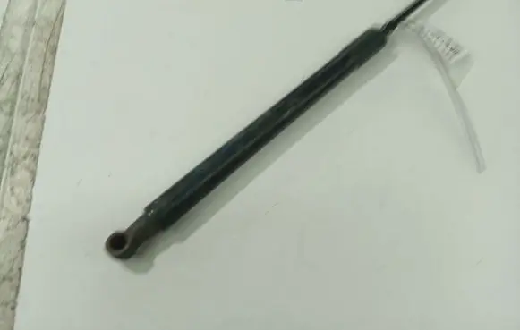 Volkswagen PASSAT B6 Tailgate/trunk strut/damper 3C9827550AC