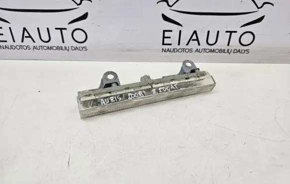 Toyota Auris 150 Third/center stoplight 11959