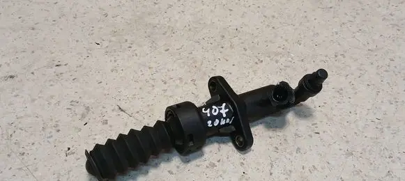 Clutch slave cylinder