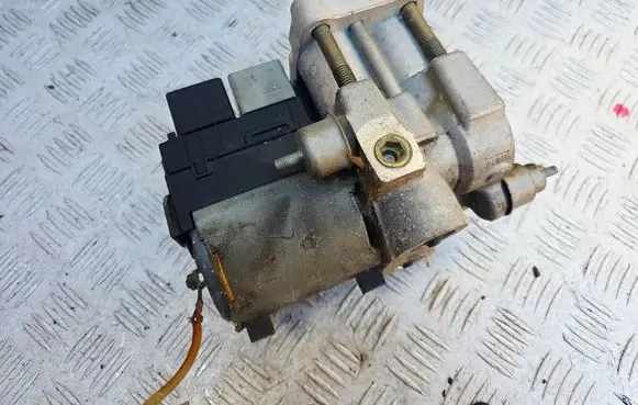 Audi Cabriolet B3 8G ABS Pump 4A0614111A