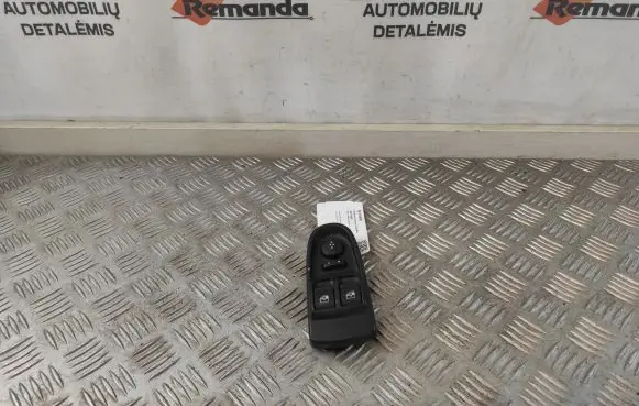 Iveco Daily 5th gen Electric window control switch