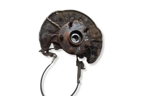 Toyota Corolla Verso AR10 Front wheel hub 