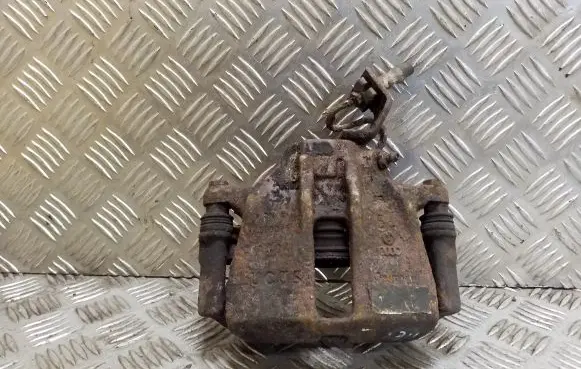 Volkswagen PASSAT B4 Front brake caliper