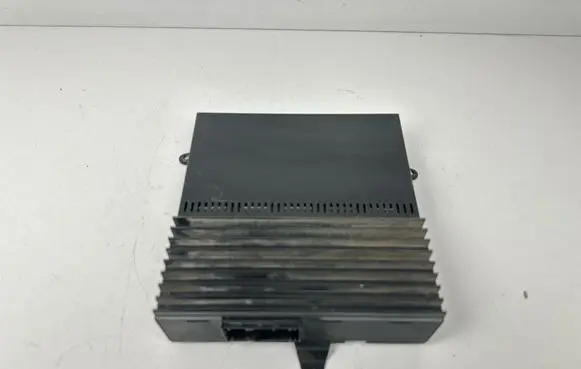 BMW X5 E53 Sound amplifier 8379376