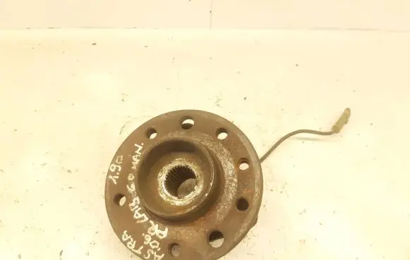 Opel Astra H Front wheel hub