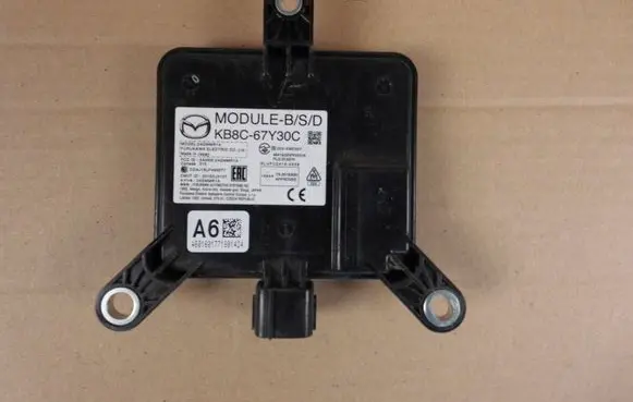 Mazda CX-5 II Blind spot module KB8C67Y30C