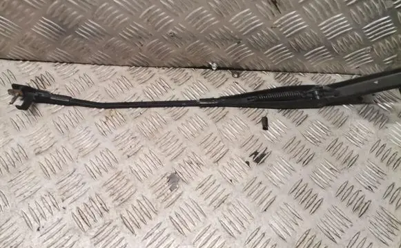 Ford Focus Front wiper blade arm 4m5117526