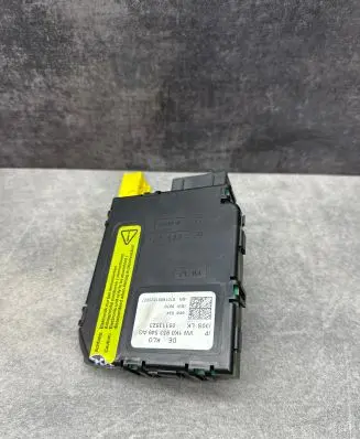 Volkswagen Touran I Engine control unit/module 1K0953549AG 05113523 01016051820027