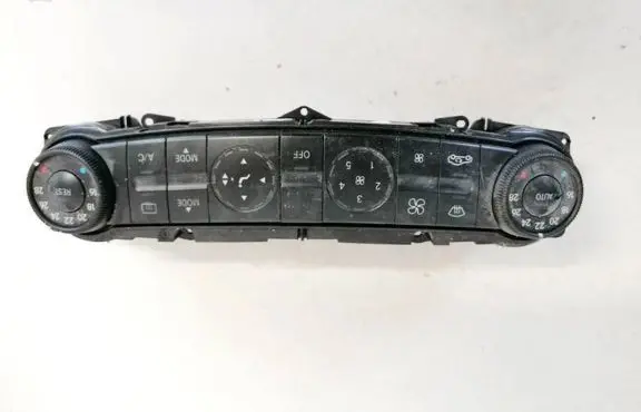 Mercedes-Benz E W211 Climate control unit 2118300390