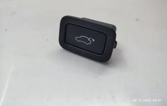 Jaguar XJ X351 Tailgate/boot open switch button 31264960a