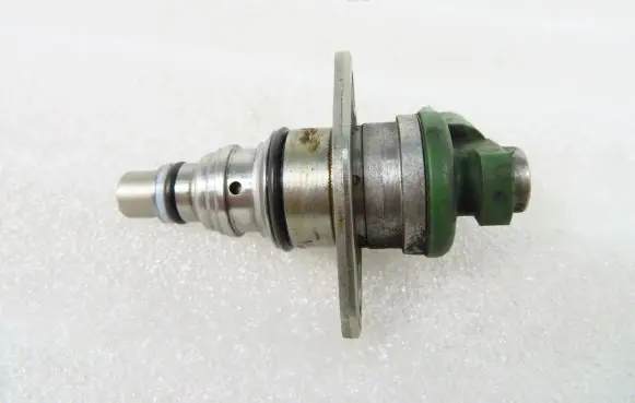 Toyota Avensis T220 Fuel pressure regulator 