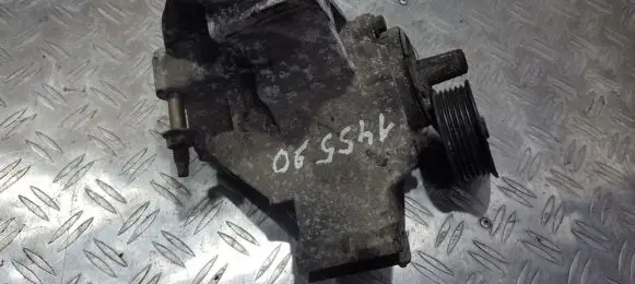 Ford Focus Engine mounting bracket