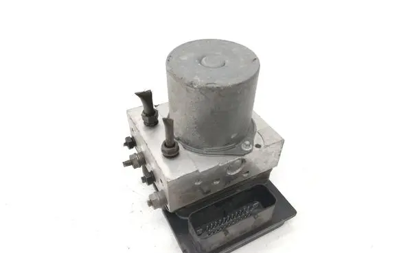 BMW 5 E60 E61 ABS Pump