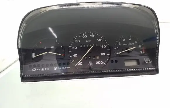 Speedometer (instrument cluster)