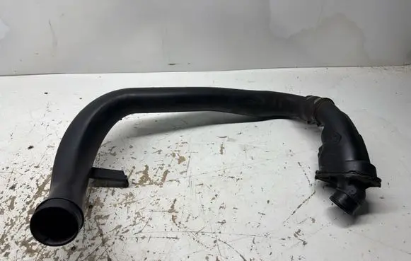 Volvo XC70 Intercooler hose/pipe 30778732
