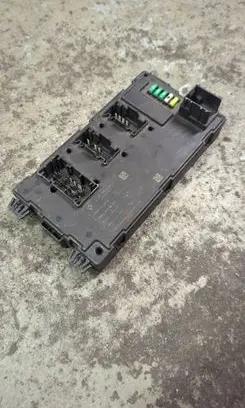 BMW 3 F30 F35 F31 SAM control unit 9866980