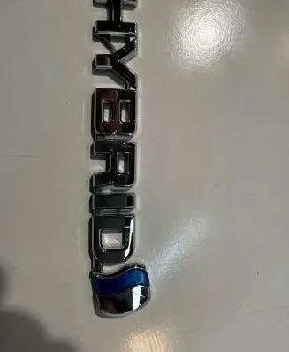 Toyota C-HR I Fender model badge letters 