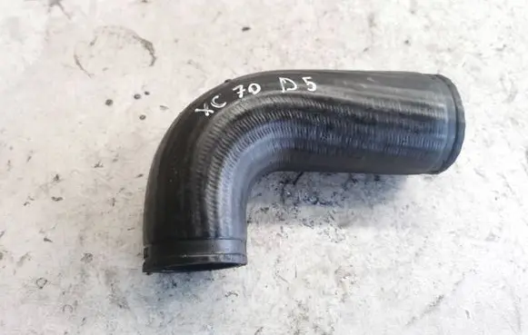 Volvo XC70 Intercooler hose/pipe