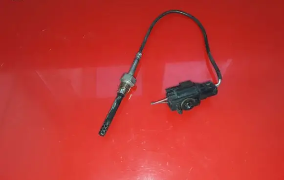 Volvo S80 Exhaust gas temperature sensor 30713739A